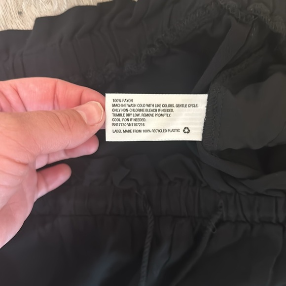 Isabel maternity shorts - Picture 6 of 6